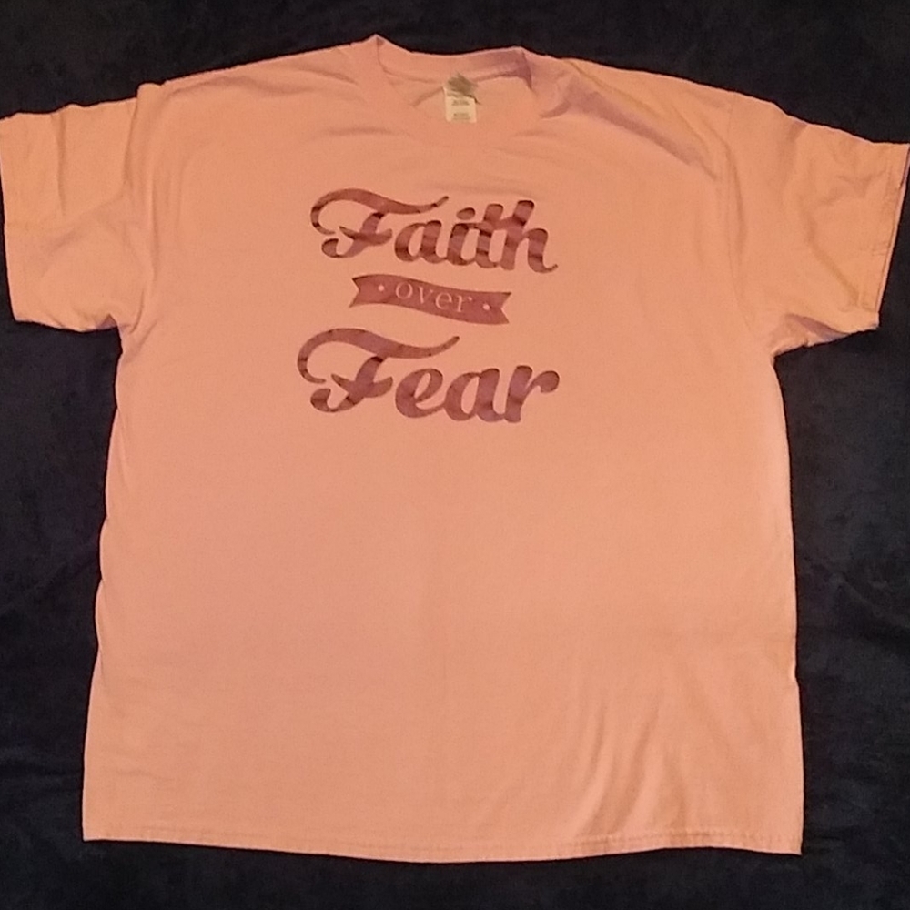 Faith over Fear 👕 T-shirt